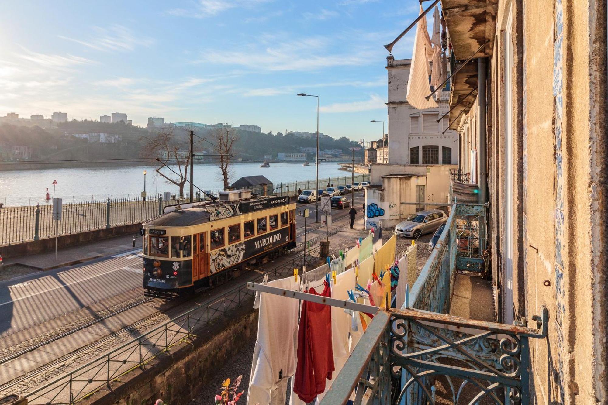 Happy Porto Hostel & Apartments Buitenkant foto